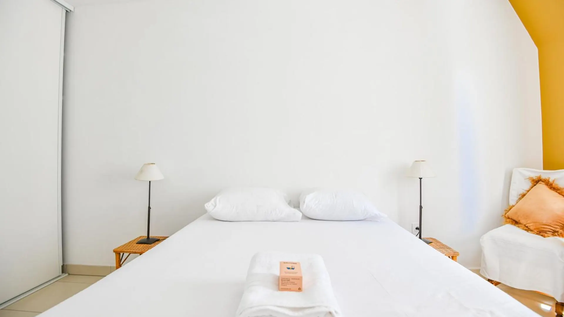 Le Dardanelles - Appart Avec Balcon Clim Parking Apartment Marseille 0*,