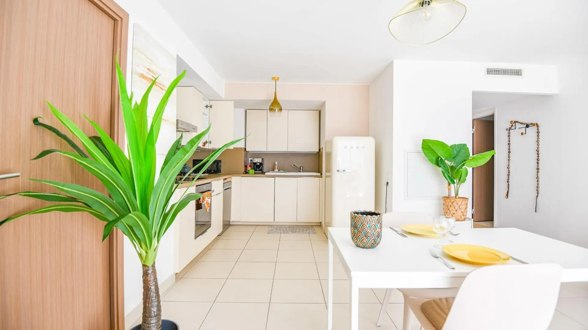 Le Dardanelles - Appart Avec Balcon Clim Parking Apartment Marseille