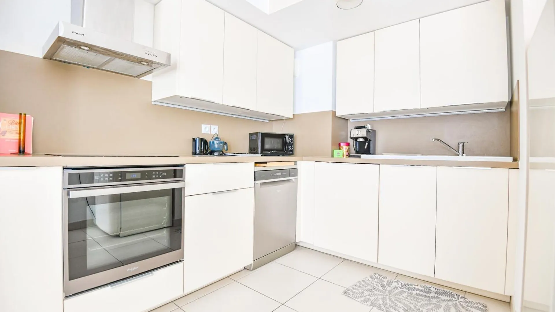 Le Dardanelles - Appart Avec Balcon Clim Parking Apartman Marseille